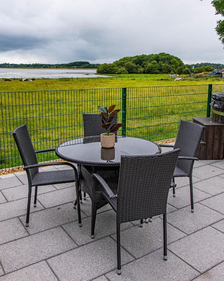 Lough Beg Glamping Hotell Newferry Exteriör bild