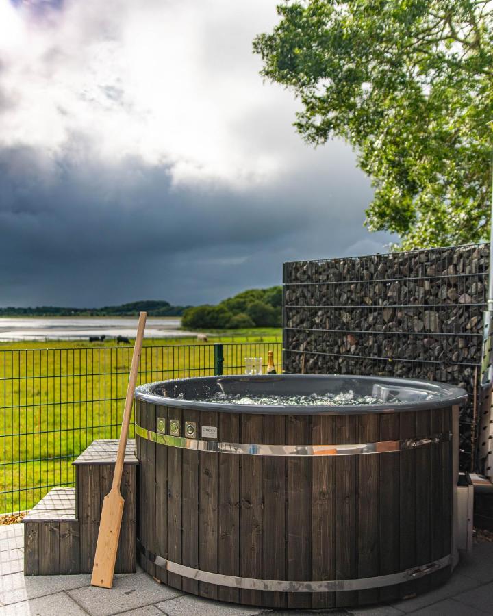 Lough Beg Glamping Hotell Newferry Exteriör bild